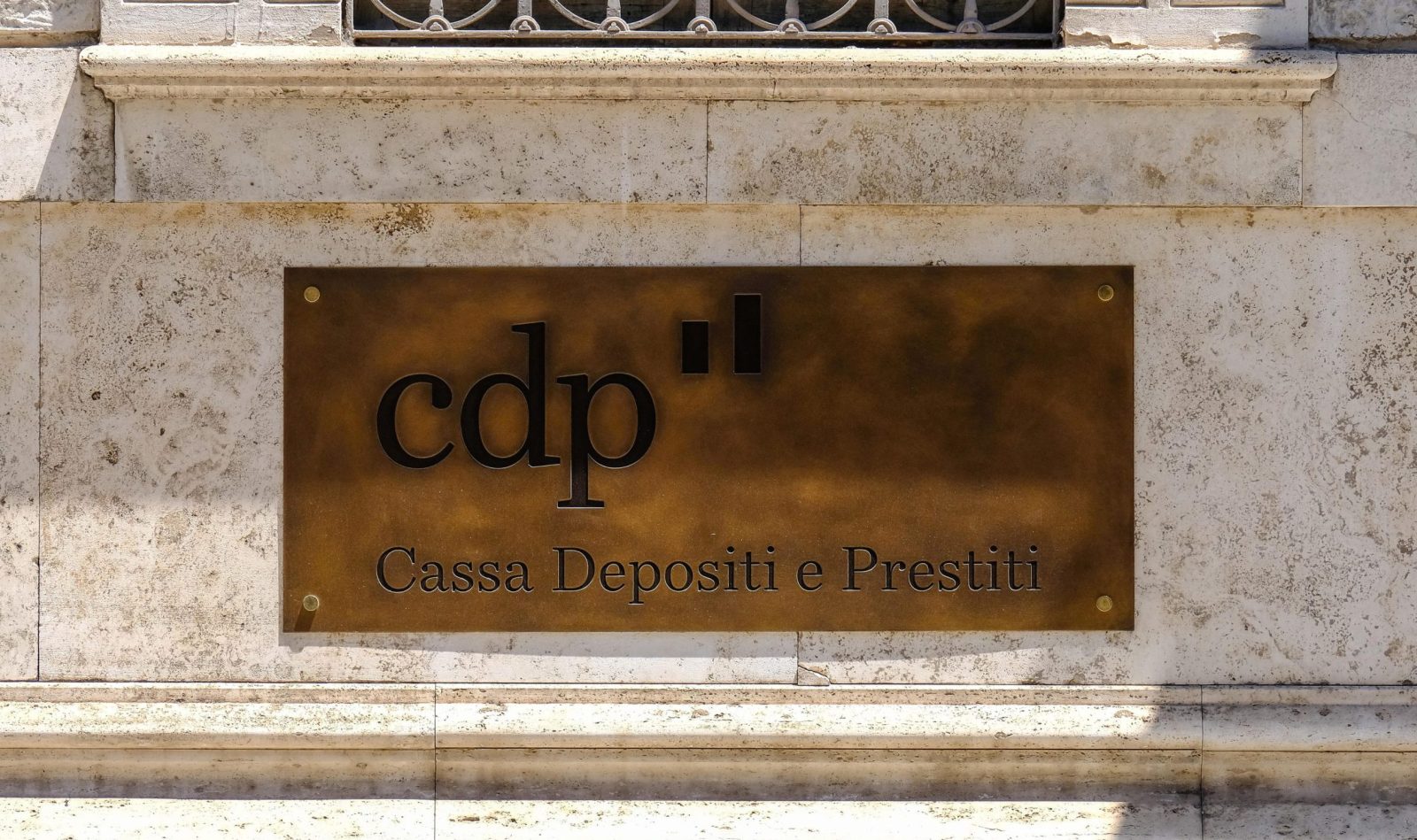La sede di Cassa Depositi e Prestiti (Foto Ansa)